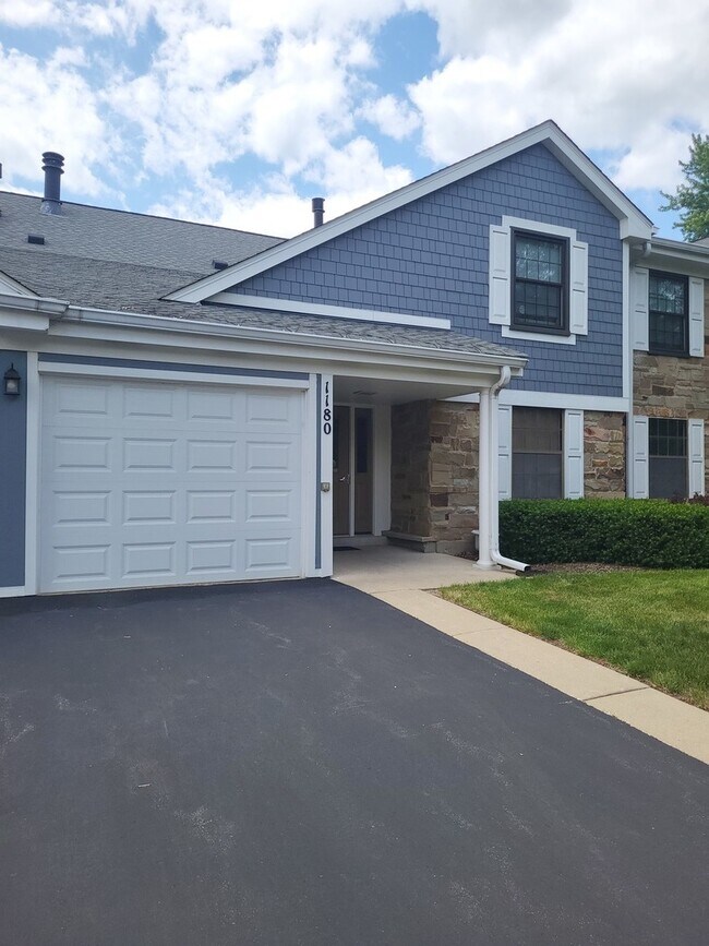 Building Photo - 1180 Silverwood Ct