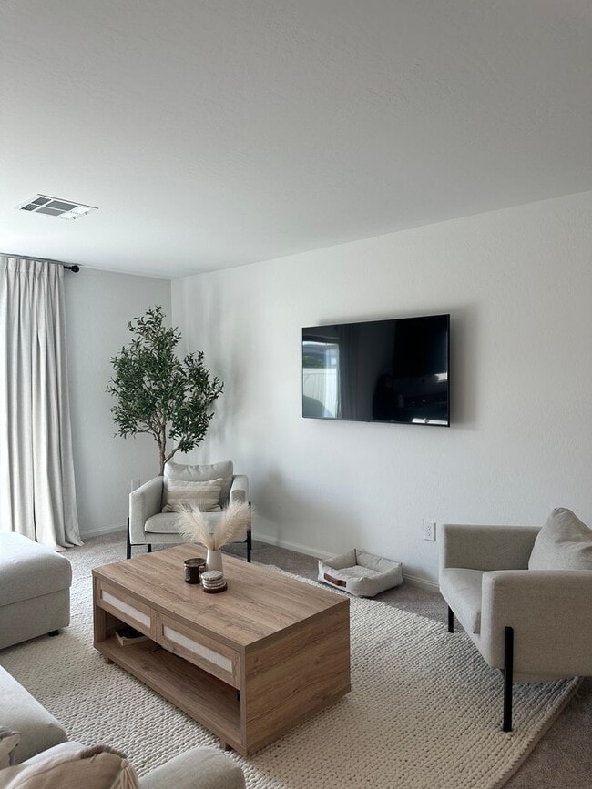 Building Photo - Beautiful Las Vegas Home!