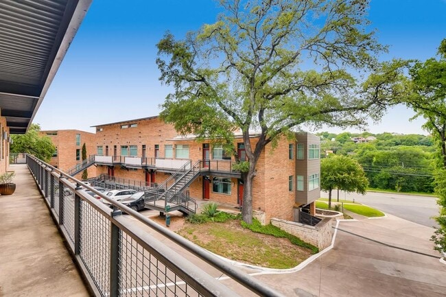 Building Photo - 2205 N Lamar Blvd