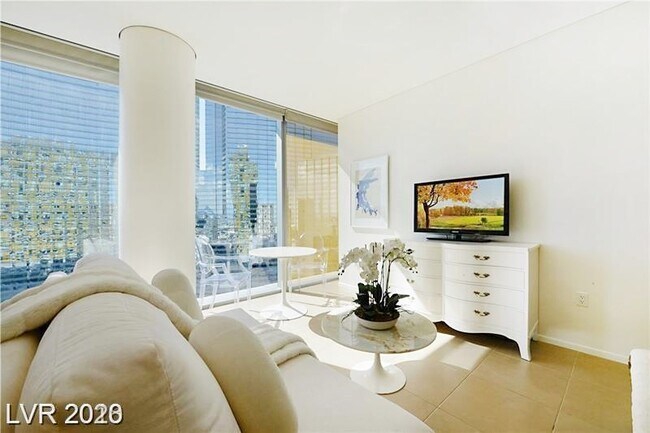 Building Photo - 3726 S Las Vegas Blvd