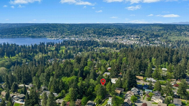Building Photo - Private Kenmore Retreat | 4 Bed | 2 Bath | Beautifully Updated | Landscaping Included- Available ...