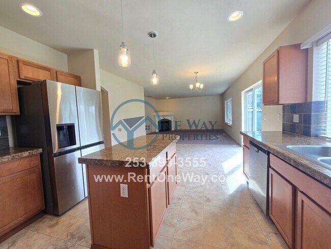 Building Photo - 15410 87th Ave E