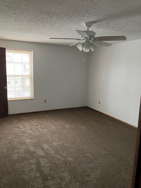 Building Photo - 5353 Shiloh Dr