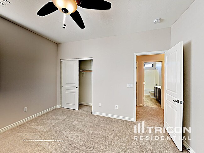 Building Photo - 37878 W Olivo St