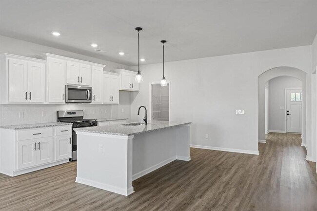 Building Photo - 127 Huffman St