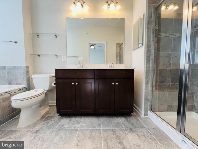 Building Photo - 12909 Brickyard Blvd