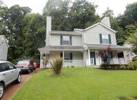 Building Photo - Nice and large 2 BR, 2.5 bath townhouse in Antioch, TN