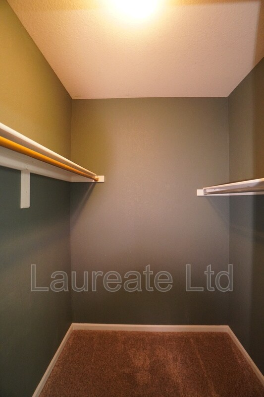 Building Photo - 7474 S Alkire St