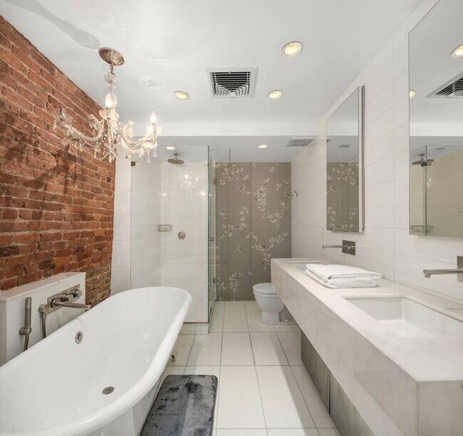 Building Photo - 354 Bowery-ID1035006P