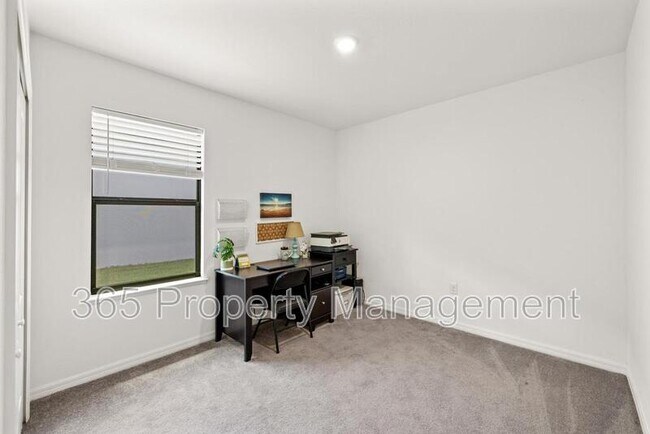 Building Photo - 15257 Mille Fiore Blvd