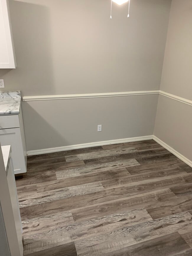 Building Photo - Tallmadge Hills Apartments