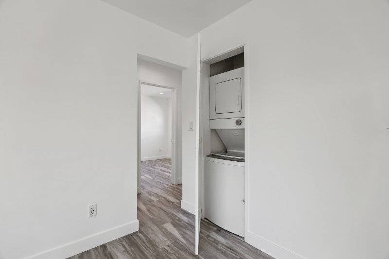 Building Photo - 2814 Sichel St