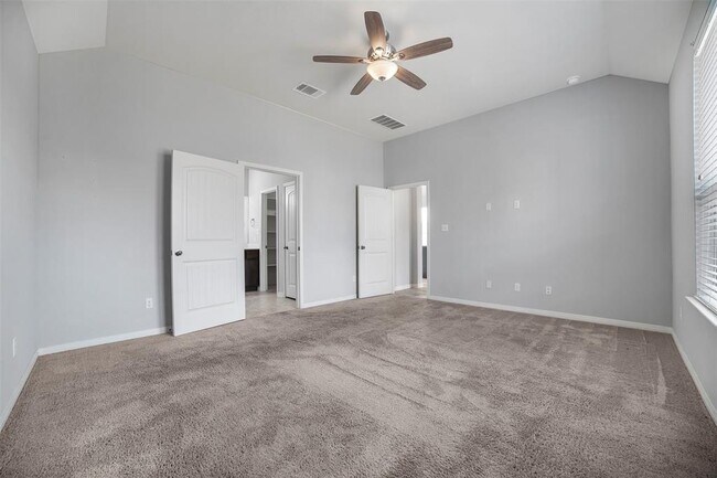 Building Photo - 925 Centerra Hills Cir
