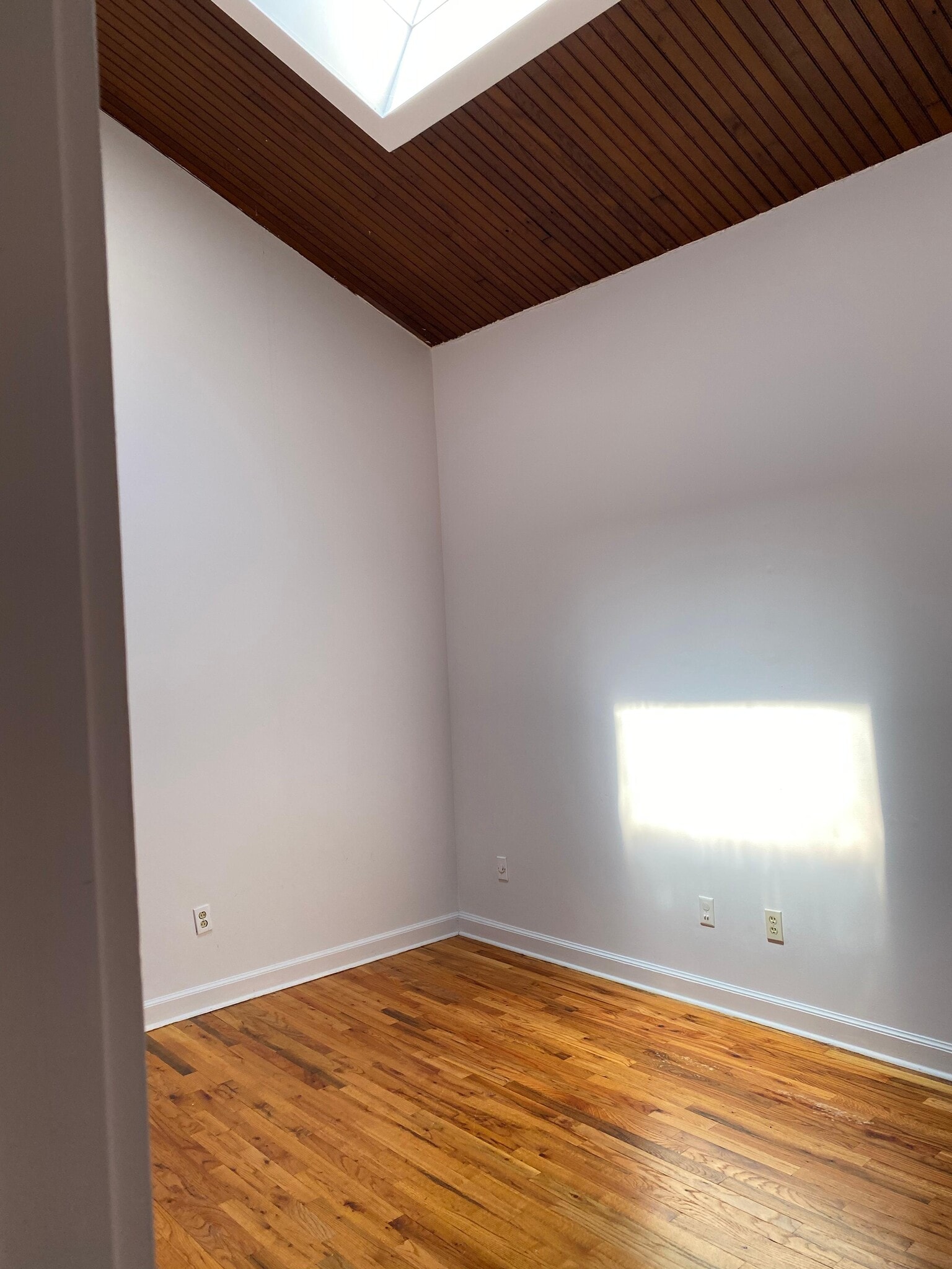 bedroom - 134 Washington St