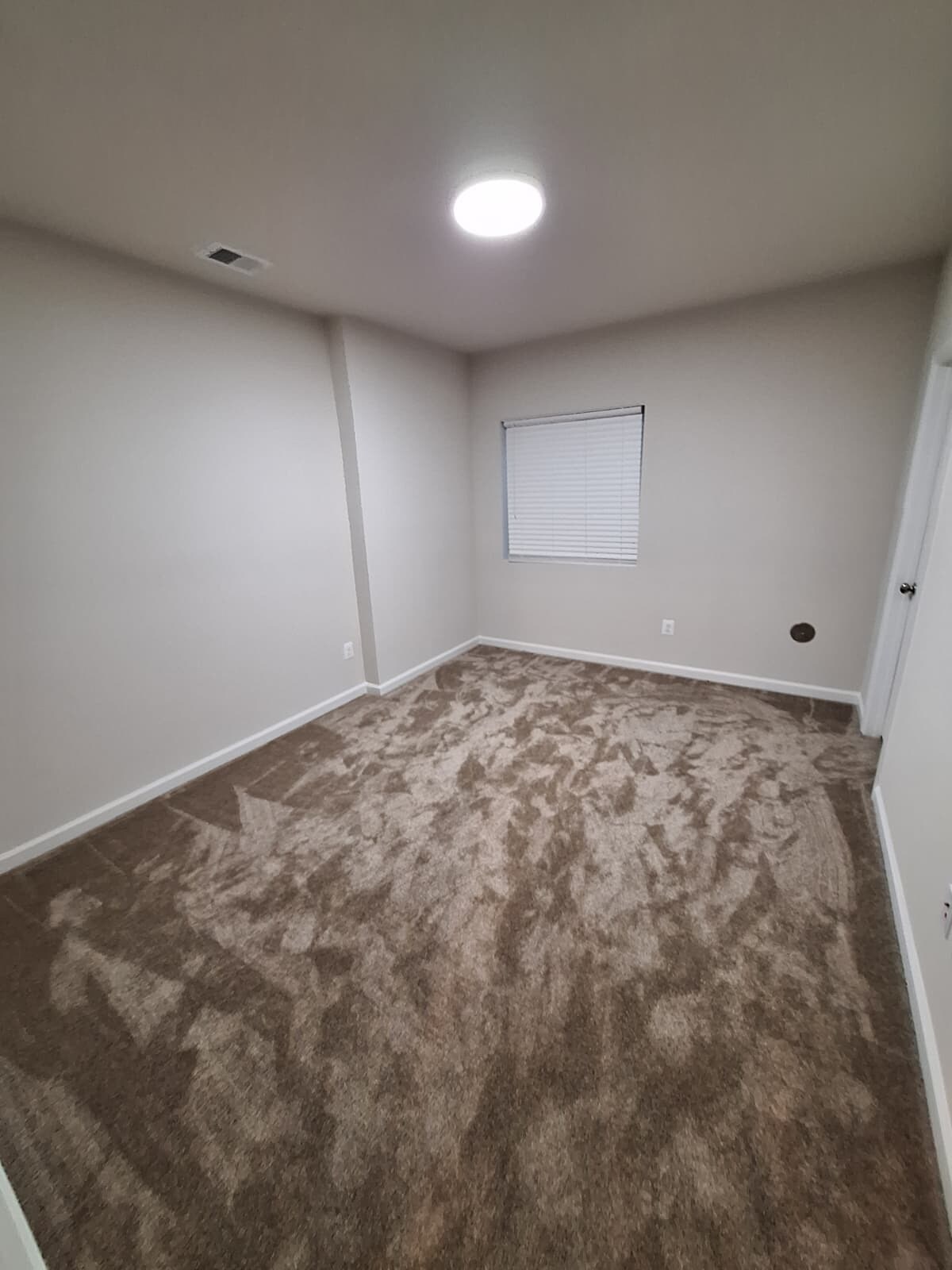 Building Photo - 9875 Selkie Ln