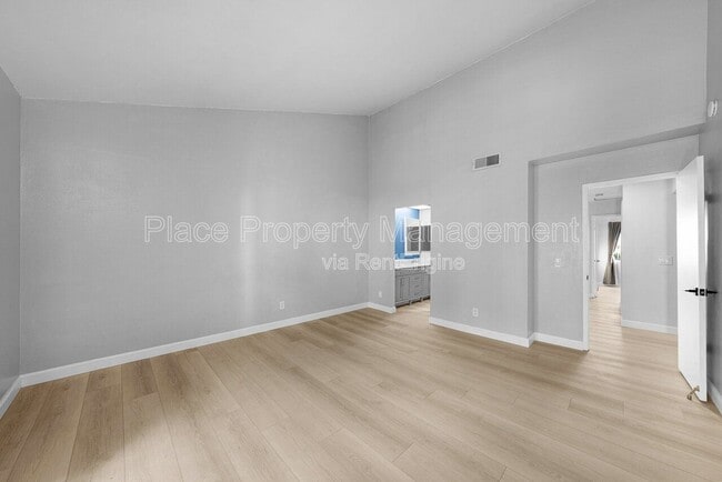 Building Photo - 6863 Caminito Mundo