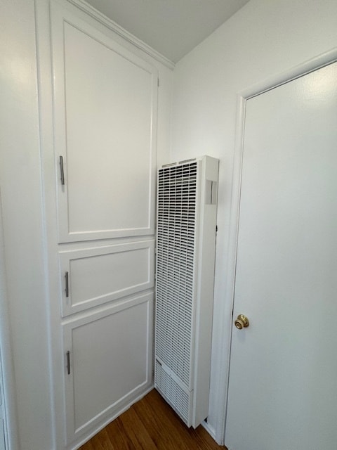 extra storage in hallway - 3049 Community Ave