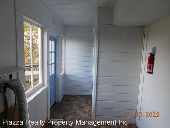 Building Photo - 3 br, 2 bath House - 1108 16th Street
