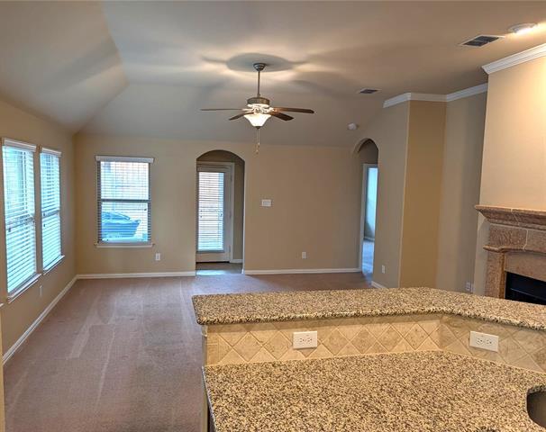 Building Photo - 11821 Beach St