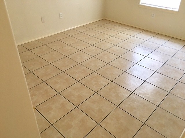 Building Photo - 1314 Prosperity Dr