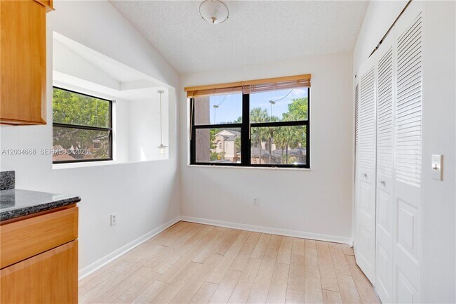 Building Photo - 104 NW 98th Terrace