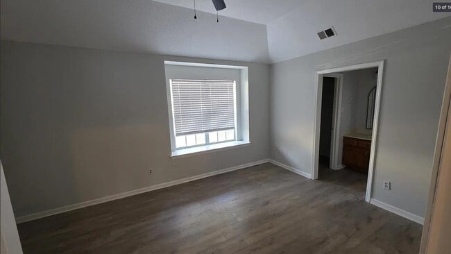 Building Photo - 4569 Columbia Woods Ln