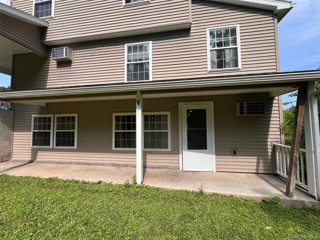 Building Photo - 5994 US-44