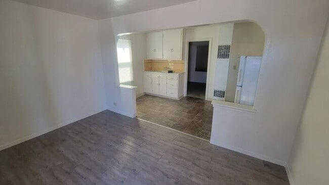 Building Photo - 1 bed 1 bath Sparks apartment For Rent