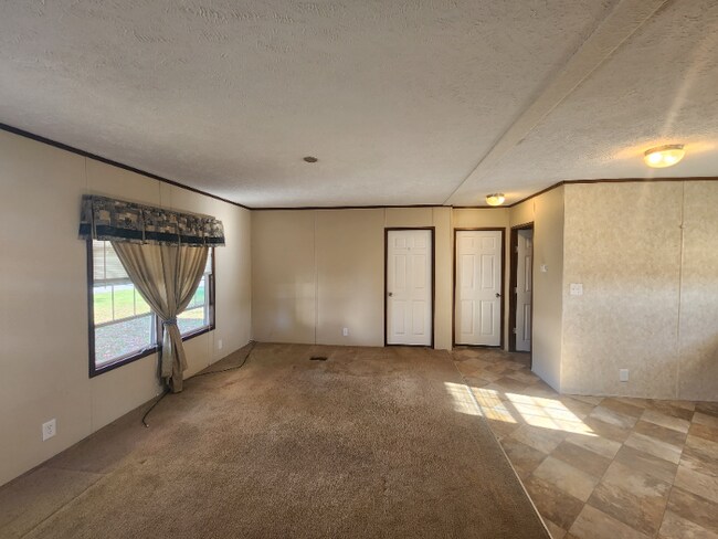 Building Photo - 306 N Nicodemus St
