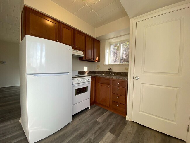 Interior Photo - va