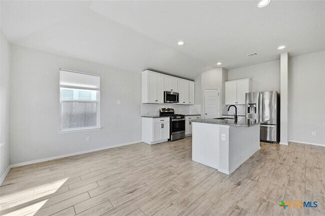 Building Photo - 250 Sage Meadows Dr