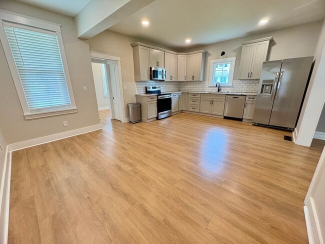 Building Photo - 1232 Lafayette St