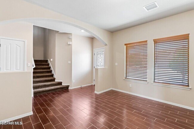 Building Photo - 2047 Dreamlight Pl