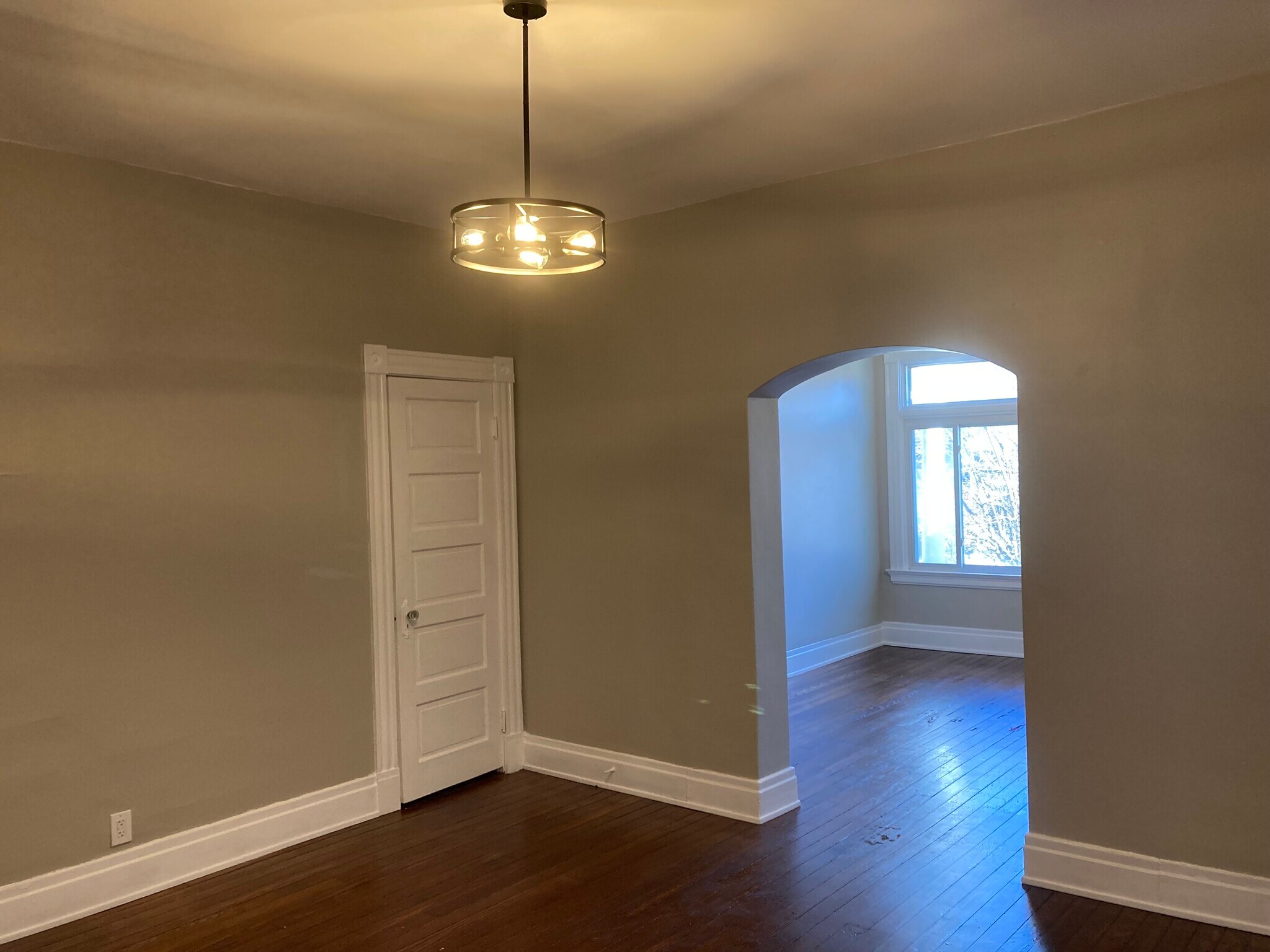 Building Photo - 2221 Oakland Ave, Apt A