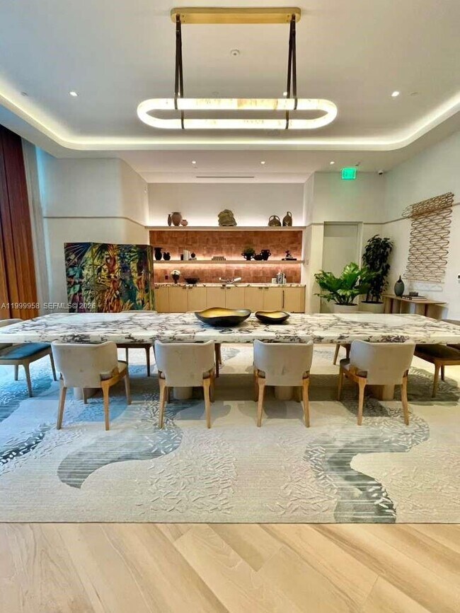 Building Photo - 77 SE 5th St