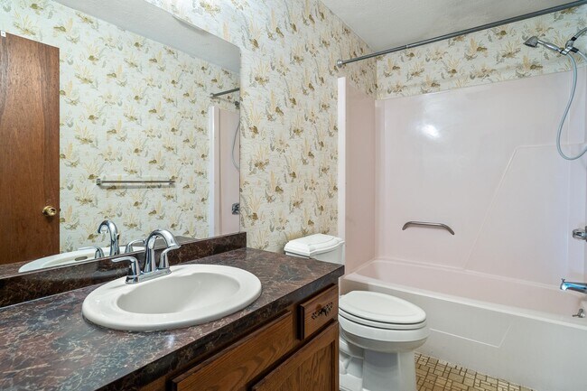 Building Photo - 1145 Hayward St