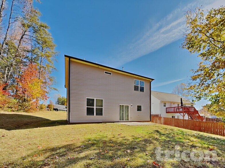 Building Photo - 2900 Dallas Ct