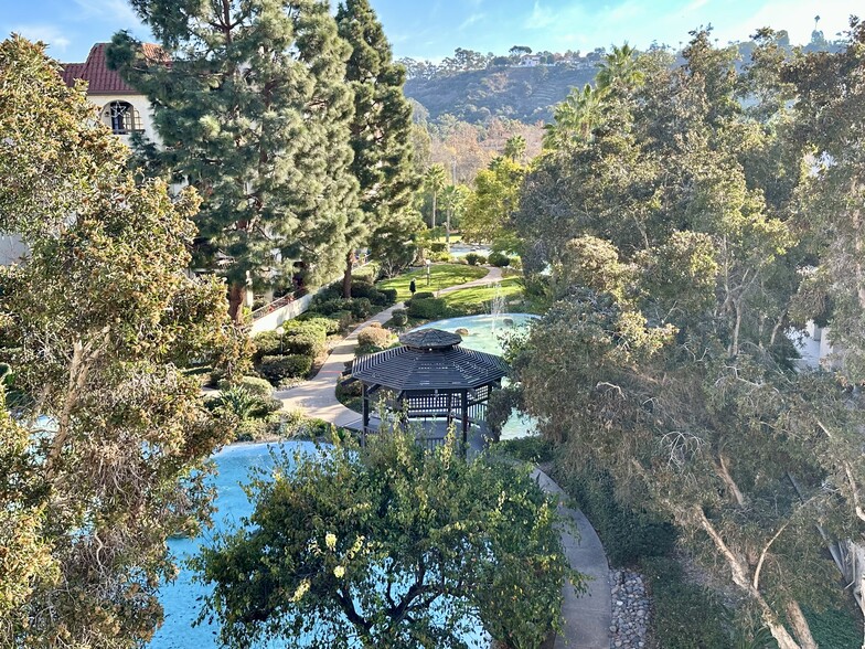 Building Photo - 5745 Friars Rd