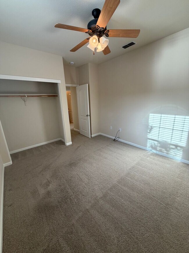 Building Photo - 9026 Crescenda Ln