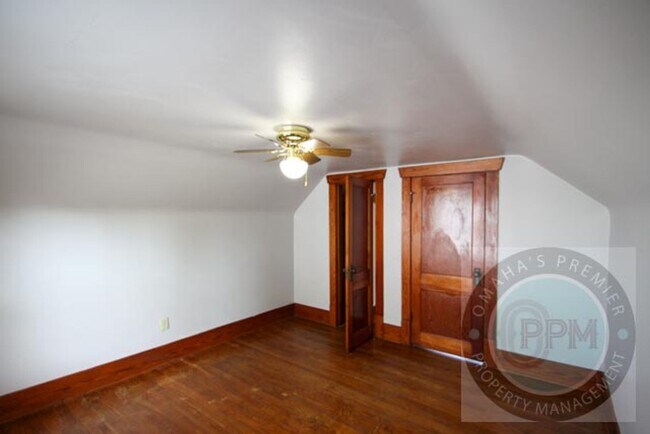 Building Photo - 2802 S 31st St