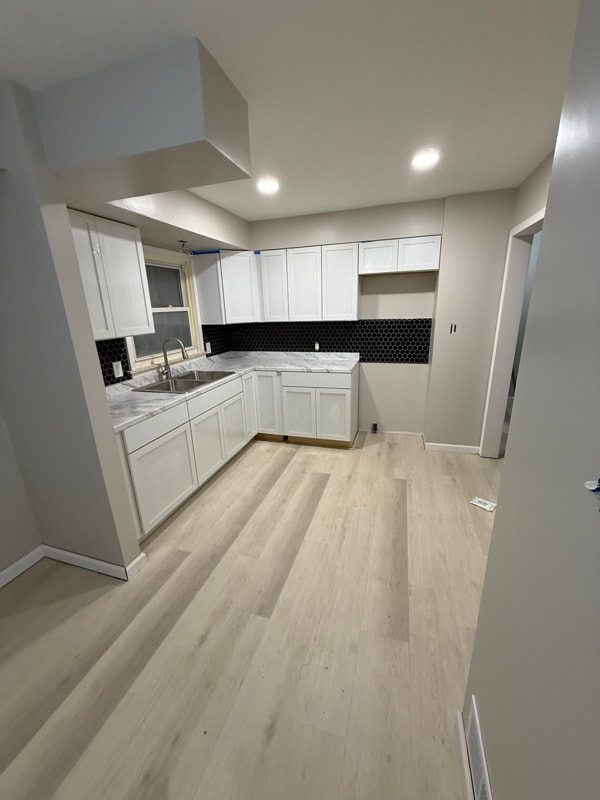 Building Photo - 3102 Trumbull Ave