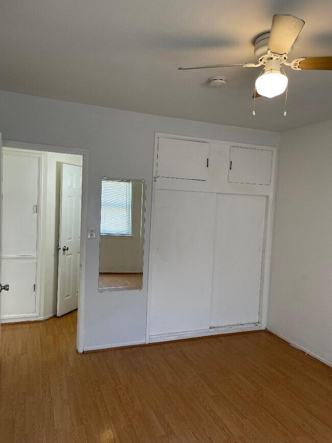 Bedroom - 14156 Calvert St