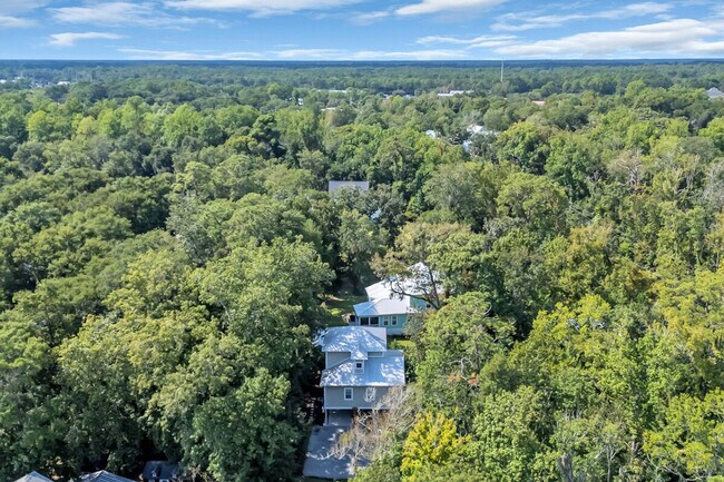 Building Photo - 67 Rybolt Rd