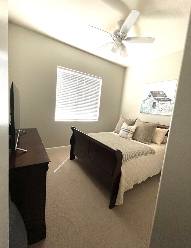 Building Photo - 5878 Lady Bells Dr