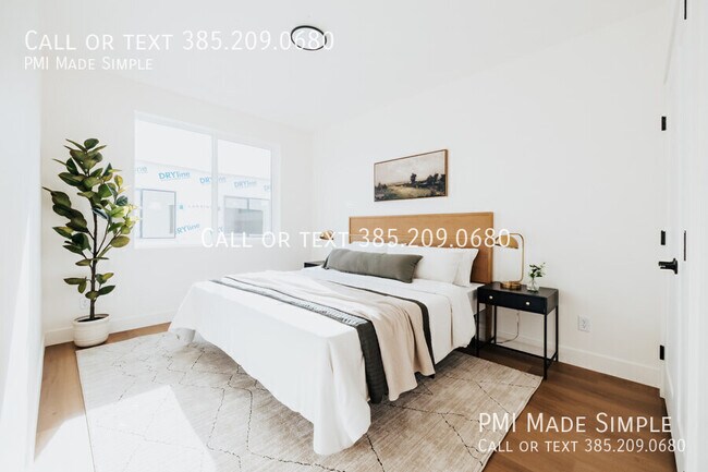 Building Photo - 1380 S 900 W