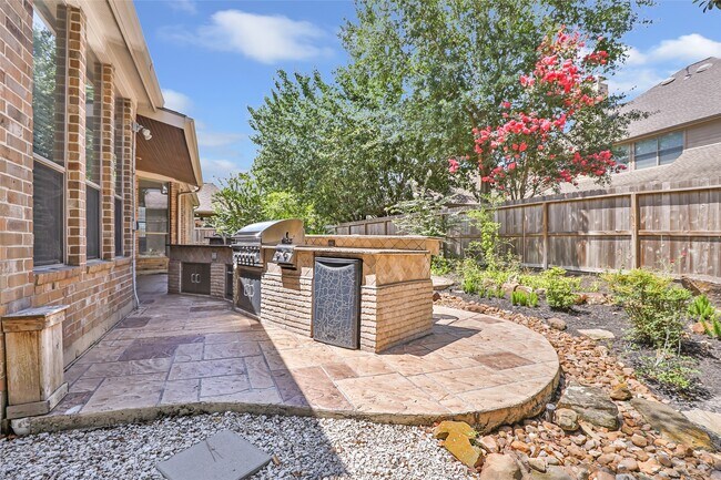 Building Photo - 17306 Lake Chelan Ln