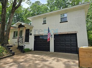 Building Photo - *Coming Available In Late June* Updated Midtown is a MUST see!