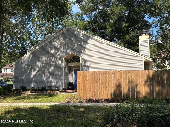 Building Photo - 7750 Manassas Ct E
