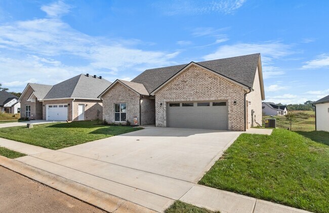 Building Photo - 814 Willowicke Dr