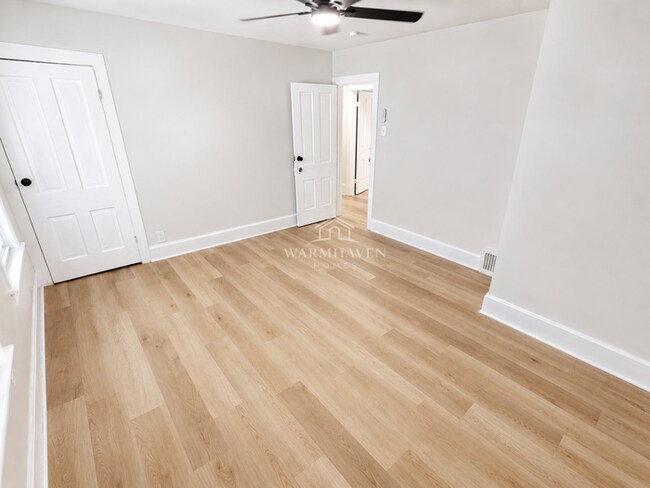 Building Photo - 688 Sherman | Inviting Home With A Clean Modern Interior